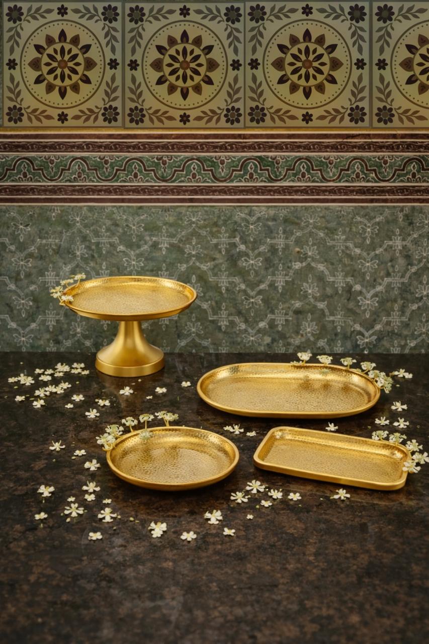 Honey Flower Cake Stand