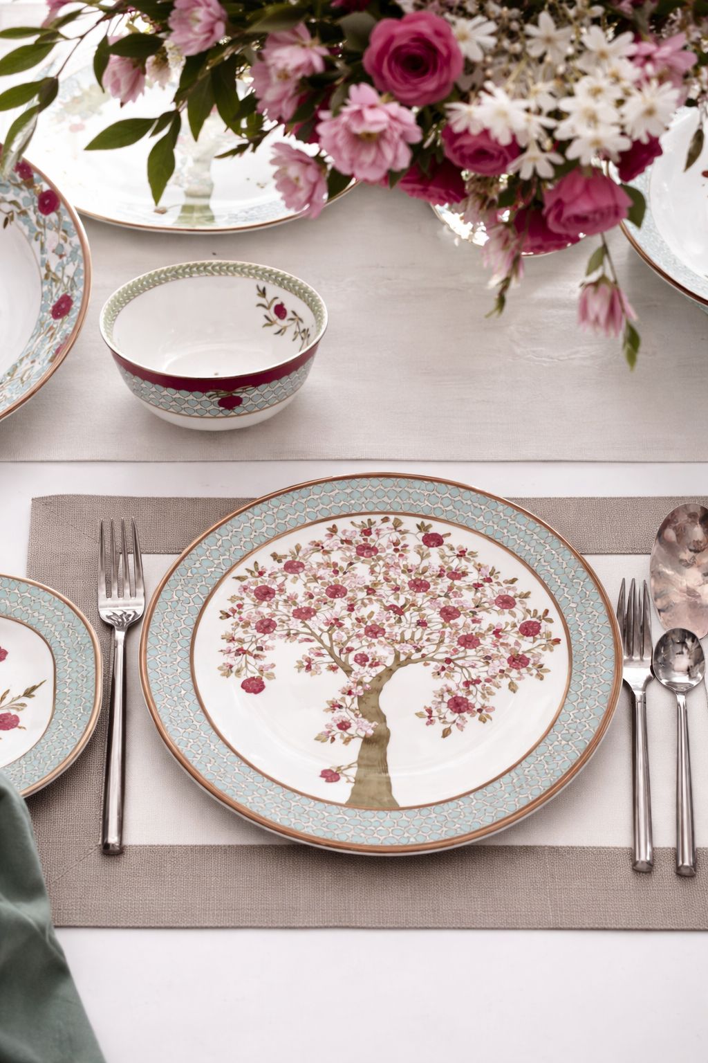 Pomegranate And Roses Qtr Plate